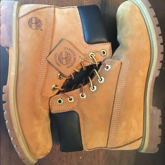 Women's Timberlands Size 8