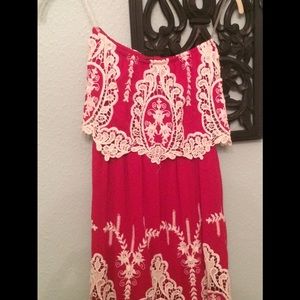 Maroon & White lace strapless dress