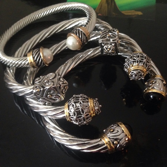 Twisted Bangle set