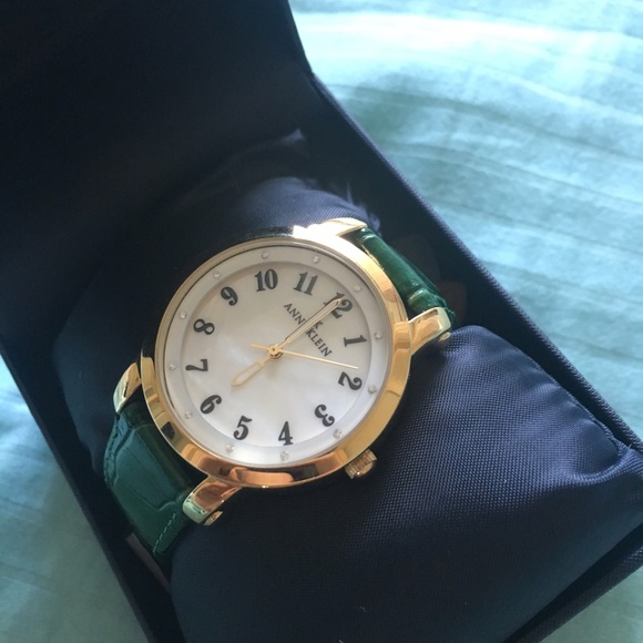 ANNE KLEIN GENUINE LEATHER WATCH