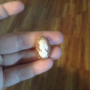 Camio Ring