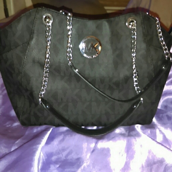 Michael Kors shoulder bag ***make me an offer***