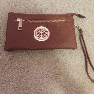 Hand bag