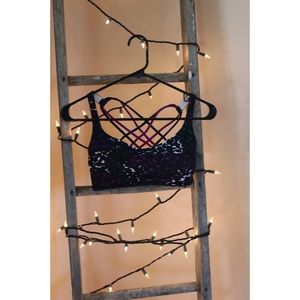 - very comfortable and soft Lulu Lemon sports bra