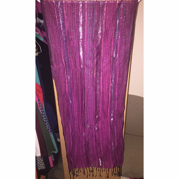Scarf - Picture 1 of 1