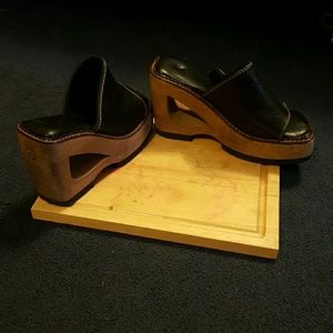 Platform shoes