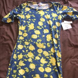 Small Lularoe Julia Dress