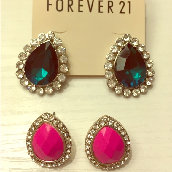Forever 21 Jewelry - 2 pair NEW never worn Forever 21 earrings