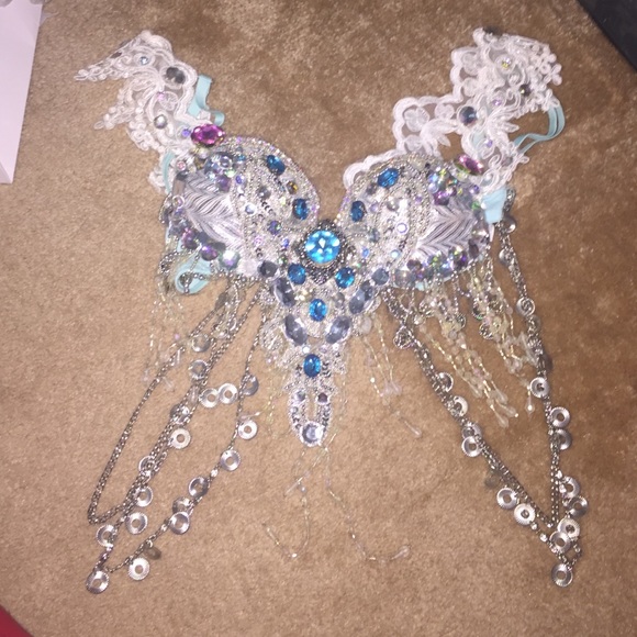 Custom rave outfit! Electric laundry 💎