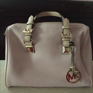 Bnwt Michael kors small Grayson