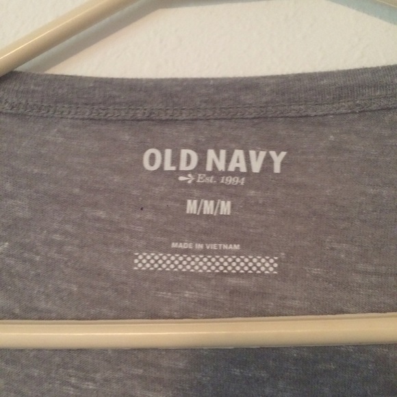 old navy long sleeve - Picture 2 of 2