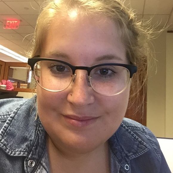 Meet your Posher, Samantha - Picture 1 of 1