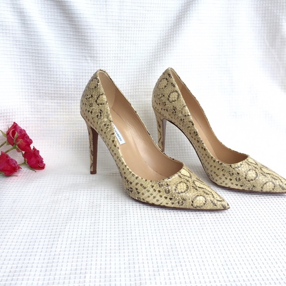 Flash sale! DVF Viper Bethany Pumps