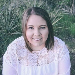 Meet your Posher, Macy