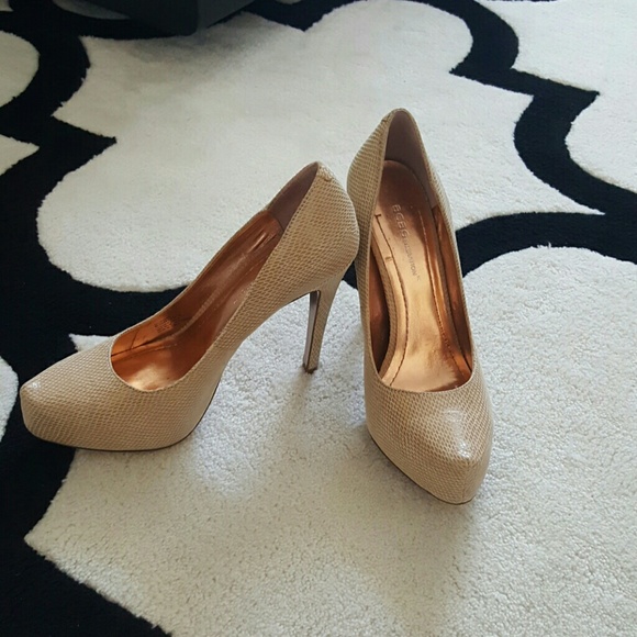 Shoes - Picture 3 of 3