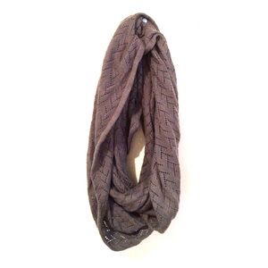 Infinity scarf