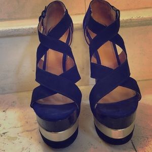 Eric Rutberg Transparent Collection Platform Wedge