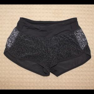 Lululemon speed short size 2. Limited ed pattern