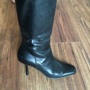 Aerosoles black leather mid calf zip boot.