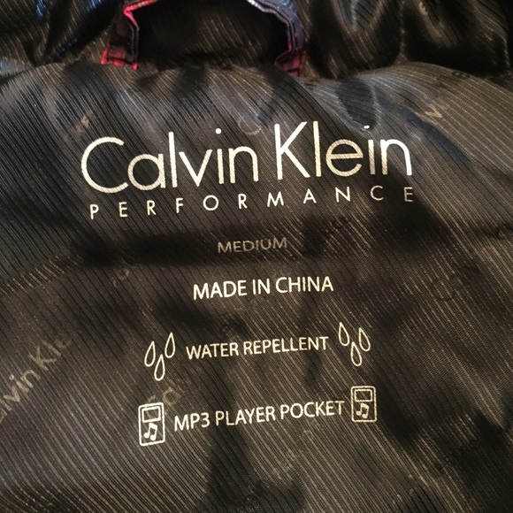 Calvin Klein Vest - Picture 2 of 4