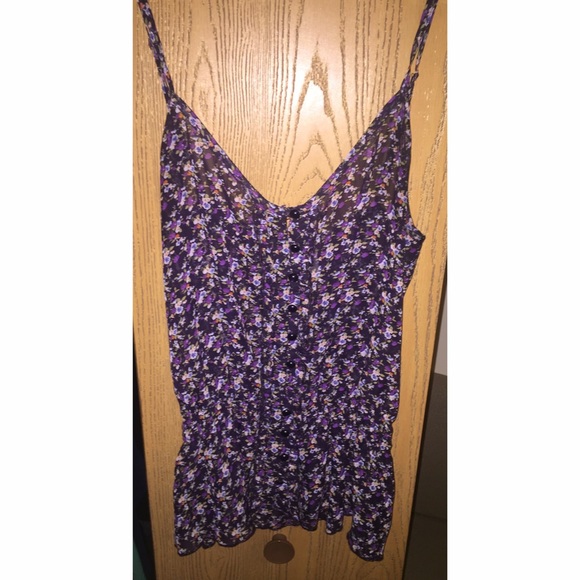 Von Maur Peplum Tank - Picture 1 of 1