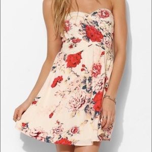 Kimchi Blue Floral Strapless (never worn)