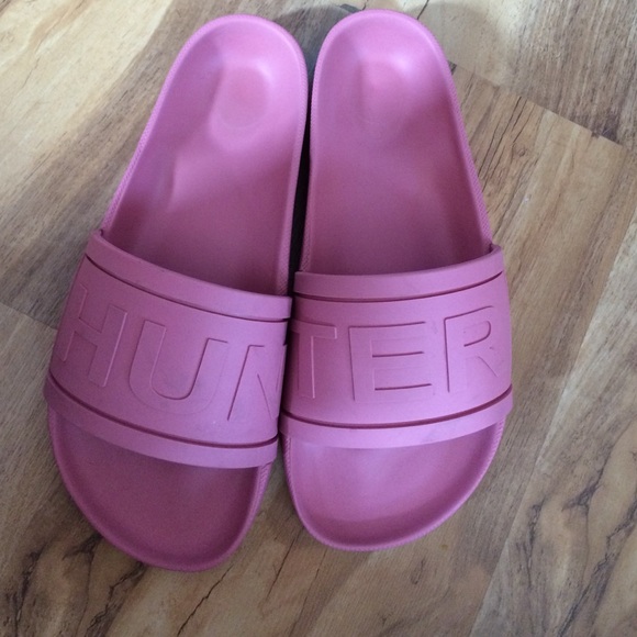 HUNTER slide sandals