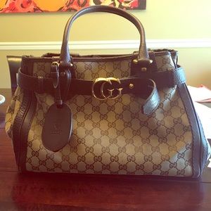 Gucci purse