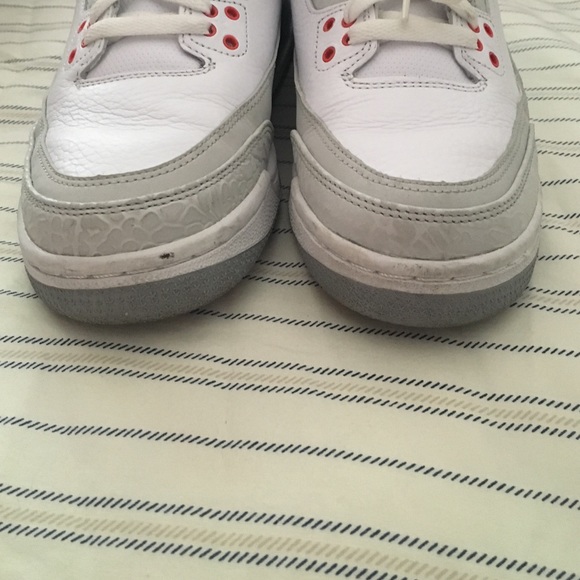 Girls Air Jordan 3 Retro GS - Picture 3 of 3