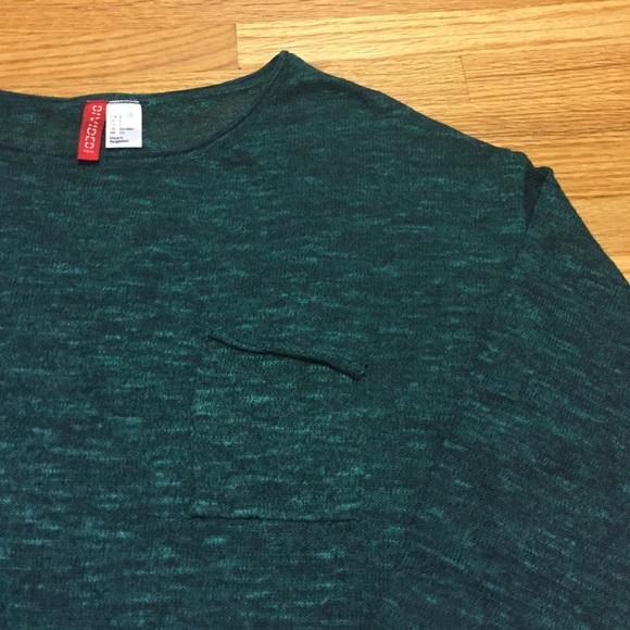 H&M Sweater - Picture 2 of 3