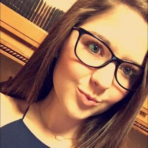 Meet your Posher, Bailey