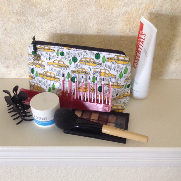 💕Handmade cosmetic bag💕 - Picture 3 of 4