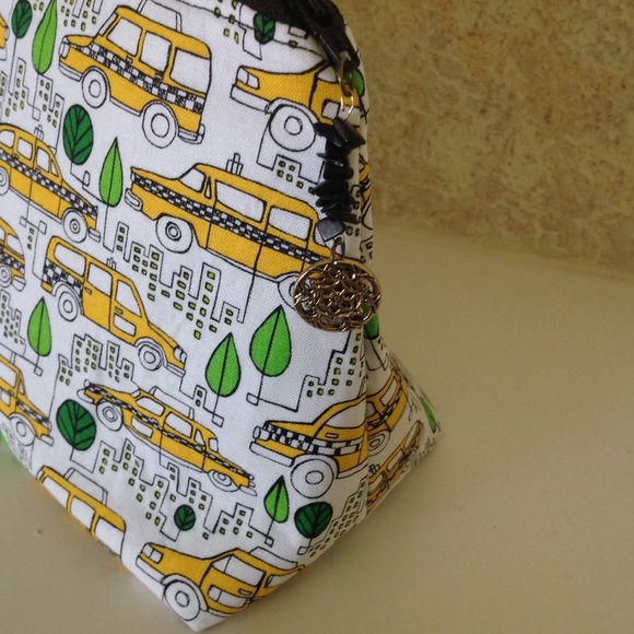 💕Handmade cosmetic bag💕 - Picture 4 of 4