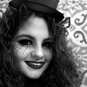 Meet your Posher, Fabiola