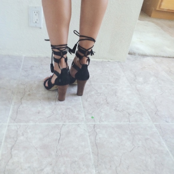 Strappy Black Gladiator Heels - Picture 2 of 3