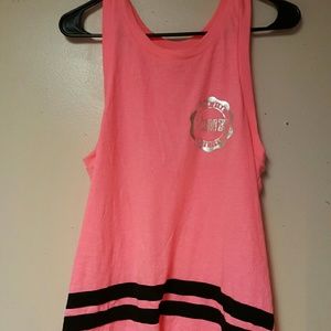 SPARKLY VS PINK TANK