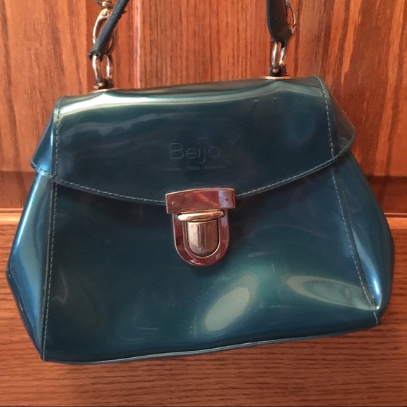 Beijo Purse - Picture 2 of 4