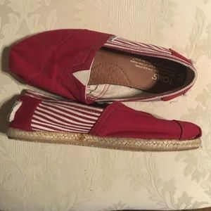 Red & White Toms