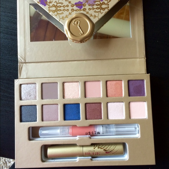 Stila Trust in Love Gift Set