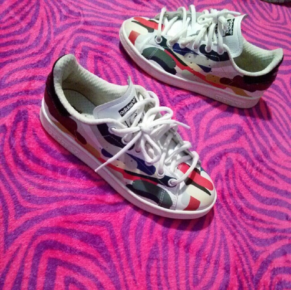 Limited edition stan smith 7 in women 5 in boys - Picture 2 of 2
