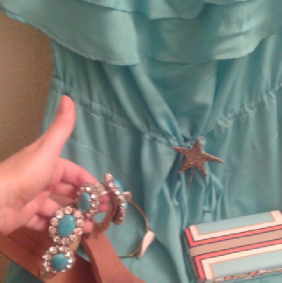 Adorable Romper - Picture 4 of 4
