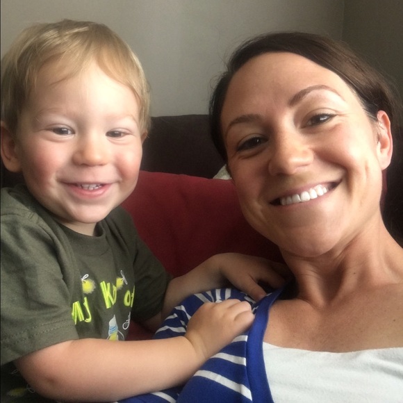 Meet your Posher, Angela - Picture 2 of 2