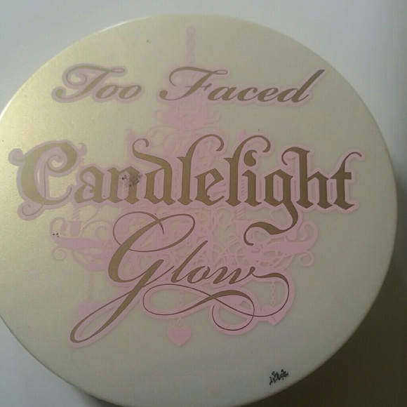 Too Faced Candle light glow