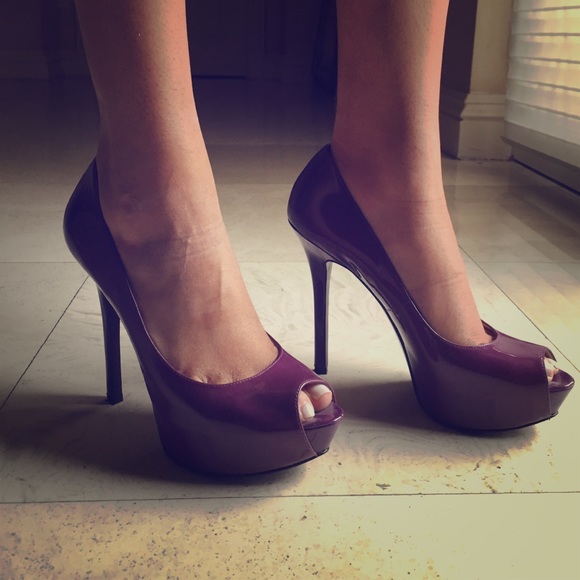 Boutique 9 patent purple heels
