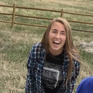 Meet your Posher, Mikaela