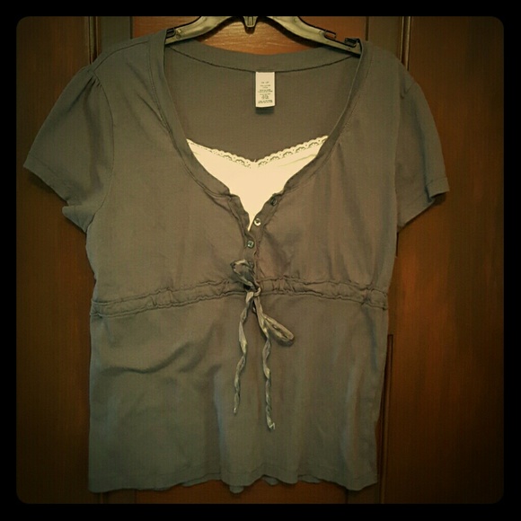 Short sleeved ribbed top