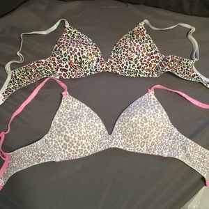 2 Victoria's Secret Bras