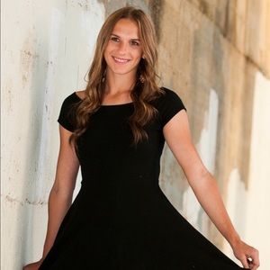 Meet your Posher, Jade