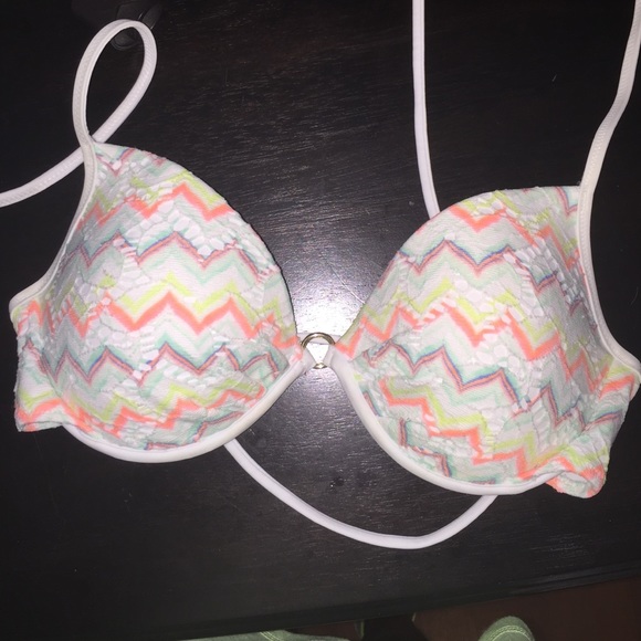 Push up Victoria secret bathing suit