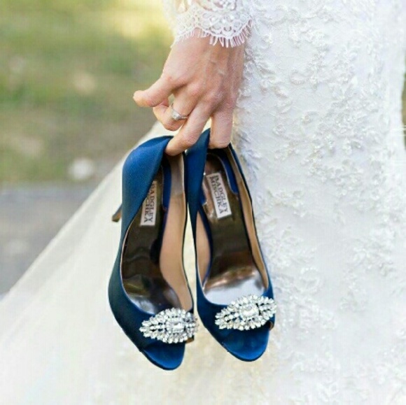 Badgley mischka heels